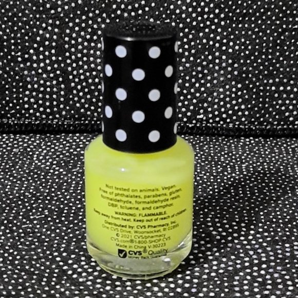 🟡 $ 2.00 POP ARAZZI NAIL POLISH (Glow in the DARK) 0.50 oz - Picture 4 of 4